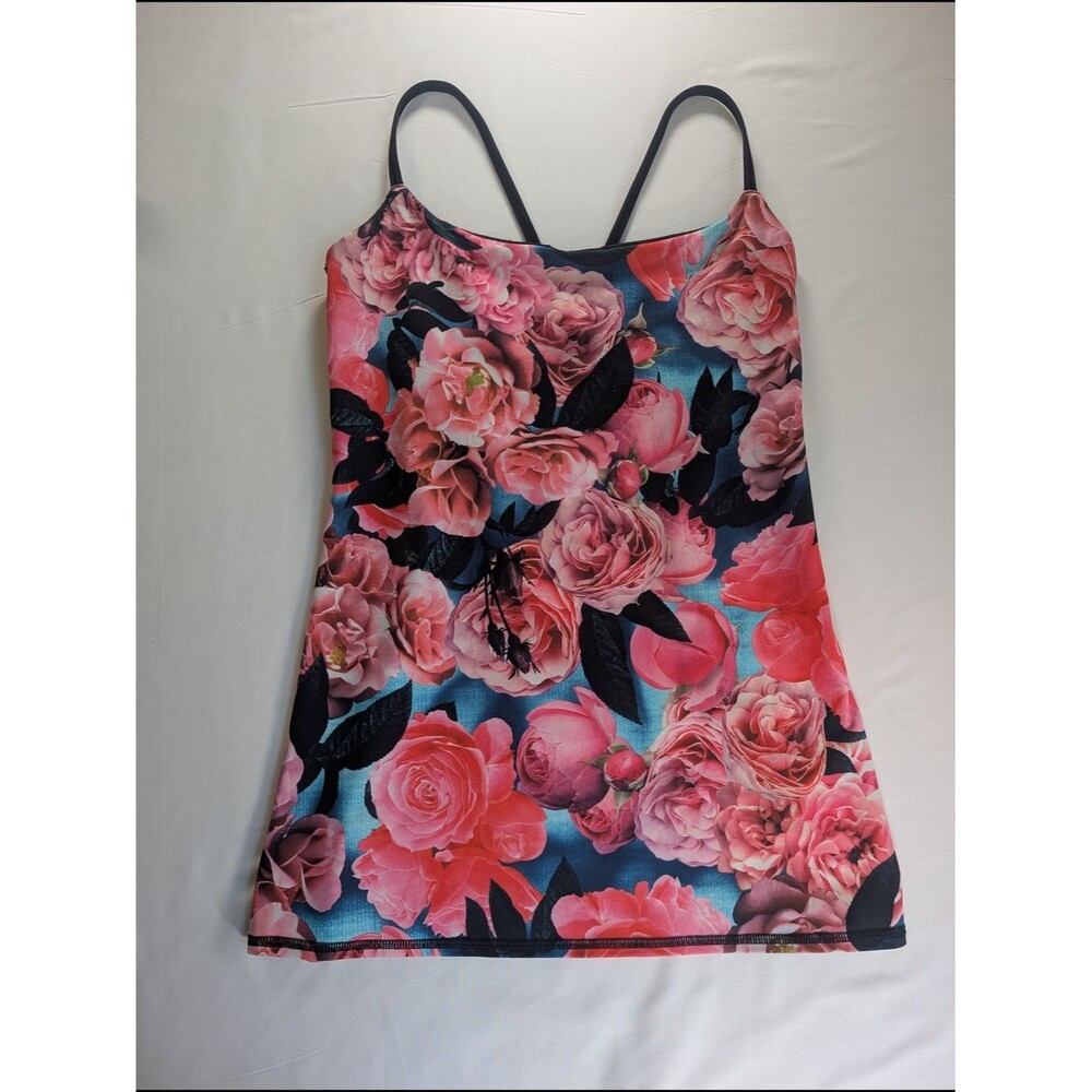 *Rare* Lululemon Dancing Warrior Tank - Secret Garden Print